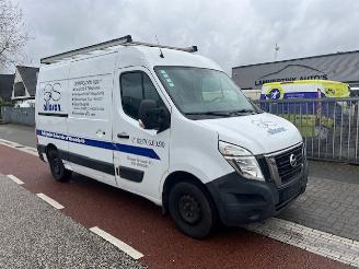 dañado vehículos comerciales Renault Master NISSAN NV400 2.3 DCI L2H2  AIRCO KLIMA EURO6 2020/1