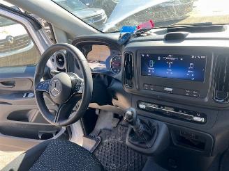 Mercedes Vito 114 CDI 100KW NEW MODEL!! LANG KLIMA CAMERA MBUX 2900KM! picture 7