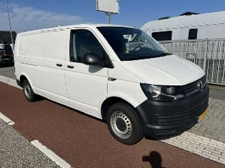 Vaurioauto  commercial vehicles Volkswagen Transporter 2.0 TDI 75KW L2H1 LANG AIRCO KLIMA EURO6 2017/11