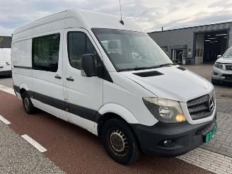 damaged commercial vehicles Mercedes Sprinter 313 CDI 95KW DC 366 L2H2 AUT. AIRCO KLIMA 2014/6