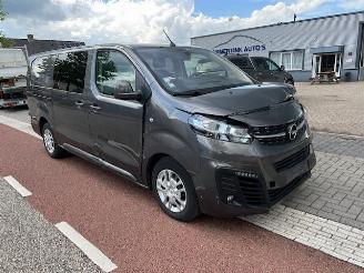 Vaurioauto  commercial vehicles Opel Vivaro 2.0 CDTI 90KW DC LANG AIRCO KLIMA 2021/11