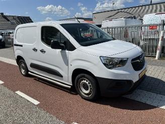 Unfall Kfz Van Opel Combo 1.5D 75KW  AIRCO KLIMA NAVI SCHUIFDEUR EURO6 2024/4