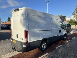 Iveco Daily 35S16 2.3D AUT. HIMATIC L2H2 AIRCO KLIMA EURO6 picture 2