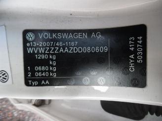 Volkswagen Up  picture 6