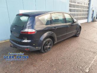 Ford S-Max  picture 4
