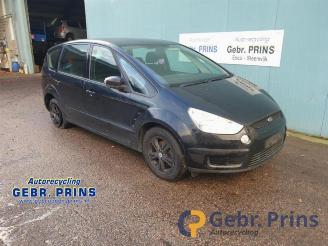 Coche siniestrado Ford S-Max  2007