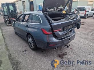 Uttjänta bilar auto BMW 3-serie 3 serie Touring (G21), Combi, 2019 330i 2.0 TwinPower Turbo 16V 2019/11