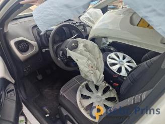 Peugeot 108 108, Hatchback, 2014 1.0 12V picture 5