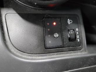 Chevrolet Spark Spark (M300), Hatchback, 2010 / 2015 1.0 16V Bifuel picture 10