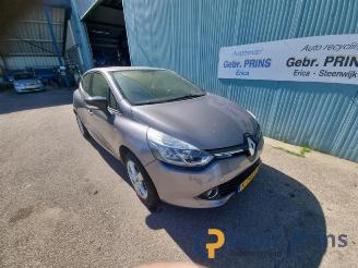 Autoverwertung Renault Clio Clio IV (5R), Hatchback 5-drs, 2012 / 2021 0.9 Energy TCE 90 12V 2015/11