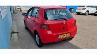 Toyota Yaris Yaris II (P9), Hatchback, 2005 / 2014 1.0 12V VVT-i picture 3