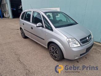 Vrakbiler auto Opel Meriva Meriva, MPV, 2003 / 2010 1.6 16V 2004/1