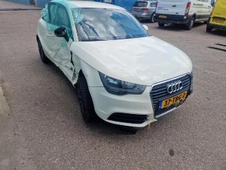Audi A1 A1 (8X1/8XK), Hatchback 3-drs, 2010 / 2018 1.2 TFSI picture 4