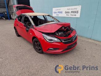 Auto da rottamare Opel Astra Astra K, Hatchback 5-drs, 2015 / 2022 1.6 CDTI 110 16V 2016/6