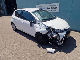 Autoverwertung Toyota Yaris Yaris III (P13), Hatchback, 2010 / 2020 1.5 16V Hybrid 2016/1