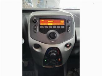 Peugeot 108 108, Hatchback, 2014 1.0 12V picture 8