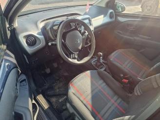 Peugeot 108 108, Hatchback, 2014 1.0 12V picture 5