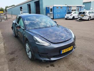 Tesla Model 3 Model 3, Sedan, 2017 Long Range 72kWh picture 2