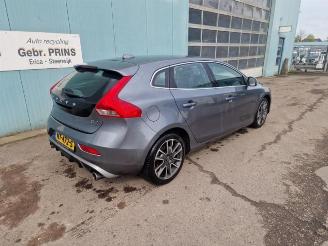 Volvo V-40 V40 (MV), Hatchback 5-drs, 2012 / 2019 2.0 D2 16V picture 2