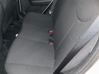Peugeot 108 108, Hatchback, 2014 1.0 12V picture 13