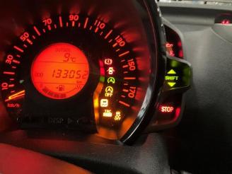 Peugeot 108 108, Hatchback, 2014 1.0 12V picture 7