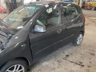 Salvage car Hyundai I-10 i10 (F5), Hatchback, 2007 / 2013 1.2i 16V 2011/9