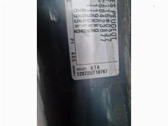 Peugeot 107 107, Hatchback, 2005 / 2014 1.0 12V picture 5