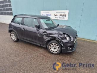 Coche siniestrado Mini Cooper Mini (F56), Hatchback 3-drs, 2013 1.5 12V Cooper 2015/9