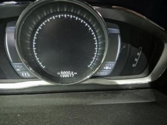 Volvo V-60 V60 I (FW/GW), Combi, 2010 / 2018 2.4 D6 20V AWD Twin Engine Plug-in Hybrid picture 5