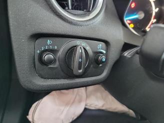 Ford Fiesta Fiesta 6 (JA8), Hatchback, 2008 / 2018 1.0 EcoBoost 12V 100 picture 11