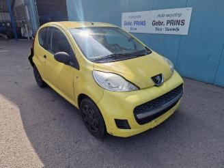 krockskadad bil auto Peugeot 107 107, Hatchback, 2005 / 2014 1.0 12V 2009/3