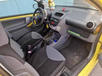 Peugeot 107 107, Hatchback, 2005 / 2014 1.0 12V picture 6