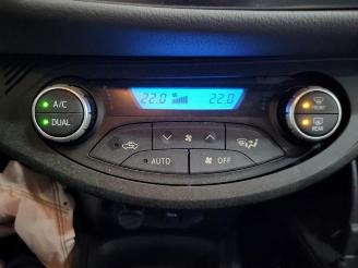 Toyota Yaris Yaris III (P13), Hatchback, 2010 / 2020 1.5 16V Hybrid picture 10