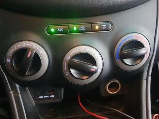 Hyundai I-10 i10 (F5), Hatchback, 2007 / 2013 1.1i 12V picture 6