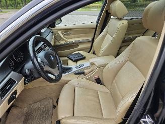 BMW 3-serie 325i 24V Combi/o  Benzine 2.497cc 160kW (218pk) RWD picture 11