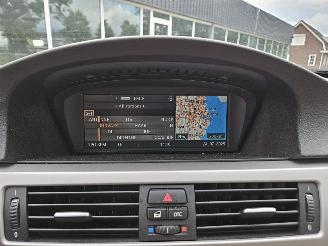 BMW 3-serie 325i 24V Combi/o  Benzine 2.497cc 160kW (218pk) RWD picture 15