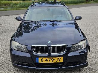 BMW 3-serie 325i 24V Combi/o  Benzine 2.497cc 160kW (218pk) RWD picture 6