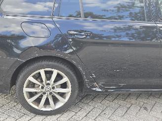 Volkswagen Golf 1.6 TDI BMT 16V Combi/o  Diesel 1.598cc 85kW (116pk) FWD picture 3