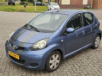 Toyota Aygo 1.0 12V VVT-i Hatchback  Benzine 998cc 50kW (68pk) FWD picture 6