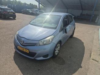 Toyota Yaris Yaris III (P13), Hatchback, 2010 / 2020 1.33 16V Dual VVT-I picture 3