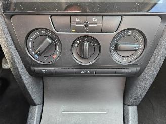 Skoda Octavia 1.6 MPI Liftback  Benzine 1.598cc 75kW (102pk) picture 12