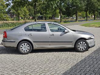 Skoda Octavia 1.6 MPI Liftback  Benzine 1.598cc 75kW (102pk) picture 6