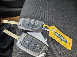 Hyundai Kona 1.6 GDi HEV 16V SUV  Elektrisch Benzine 1.580cc 104kW (141pk) FWD picture 14