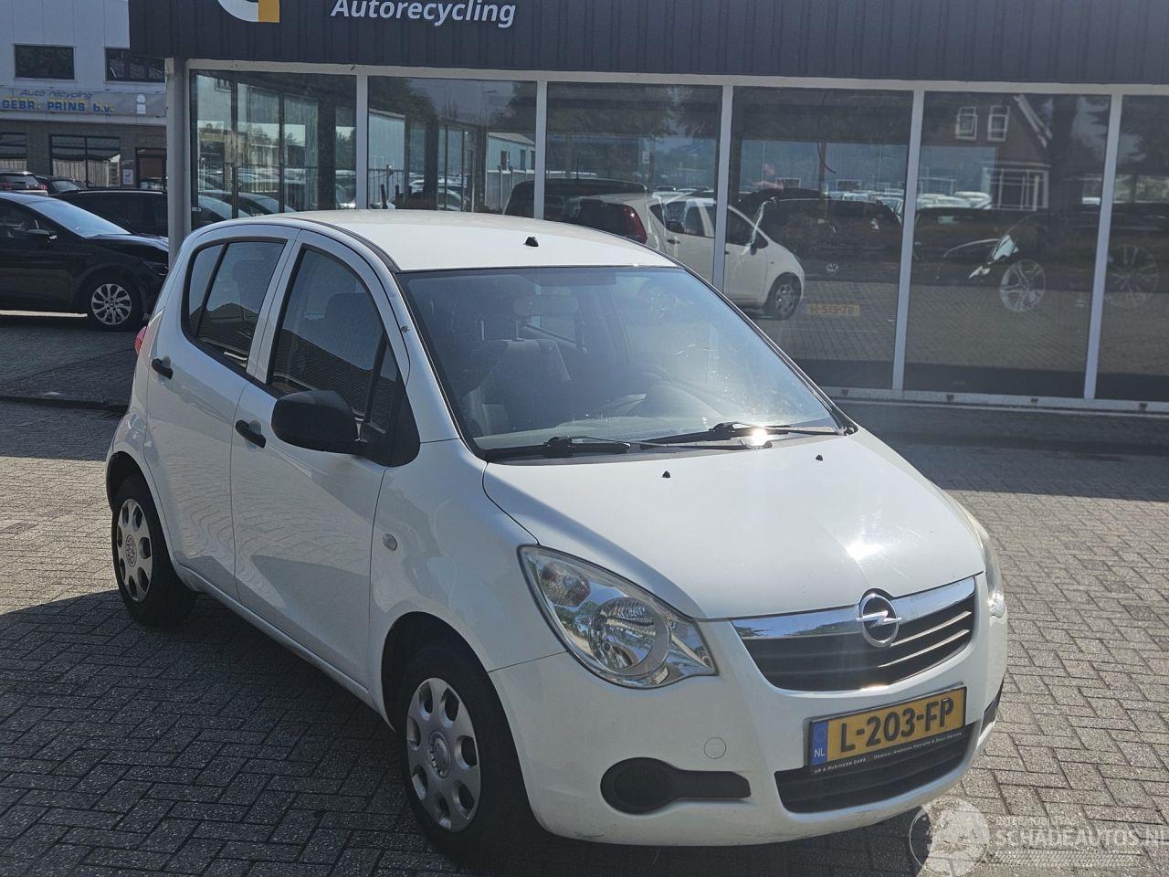Opel Agila 1.0 12V MPV  Benzine 996cc 48kW (65pk) FWD