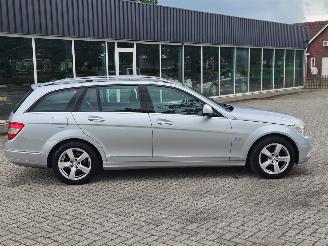 Mercedes C-klasse 2.2 C-200 CDI 16V . Combi/o  Diesel 2.148cc 100kW (136pk) RWD picture 2