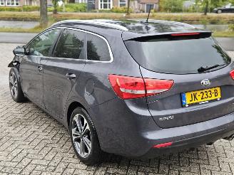 Kia Ceed GT-Line 1.0i T-GDi 12V 120 Combi/o  Benzine 998cc 88kW (120pk) FWD picture 6