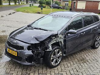 Kia Ceed GT-Line 1.0i T-GDi 12V 120 Combi/o  Benzine 998cc 88kW (120pk) FWD picture 9