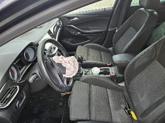 Opel Astra + 1.4 Turbo 16V Hatchback 4Dr Benzine 1.399cc 110kW (150pk) FWD picture 10