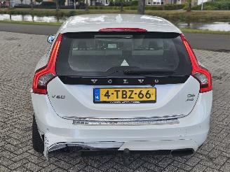 Volvo V-60 2.4 D6 20V Plug-in Hybrid AWD Combi/o  Elektrisch Diesel 2.401cc 206kW (280pk) 4x4 picture 5