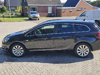 Opel Astra SPORTS TOURER 1.6 CDTI 16V Combi/o  Diesel 1.598cc 81kW (110pk) FWD picture 9